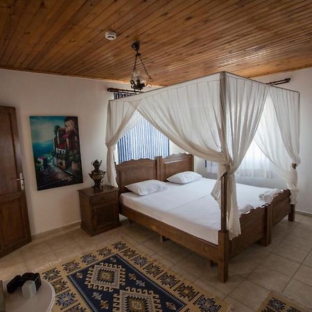 Ala Baykus Bed & Breakfast Alaçatı Exterior photo